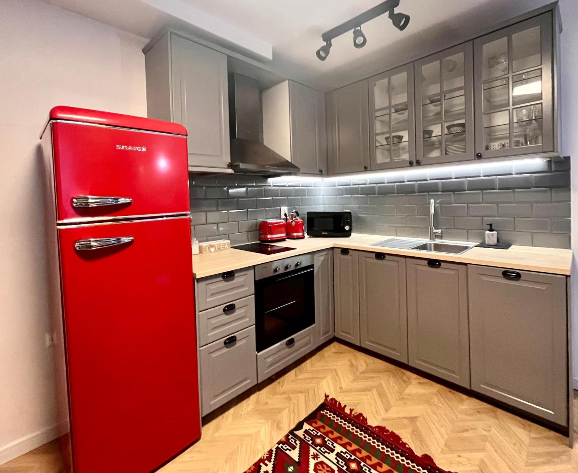 Opera Theatre Apartment With A Courtyard 바르나 외부 사진